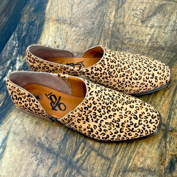 OTBT “Coyote shoes”. Cheeta print calf hair. New with tags. - Picture 7 of 8